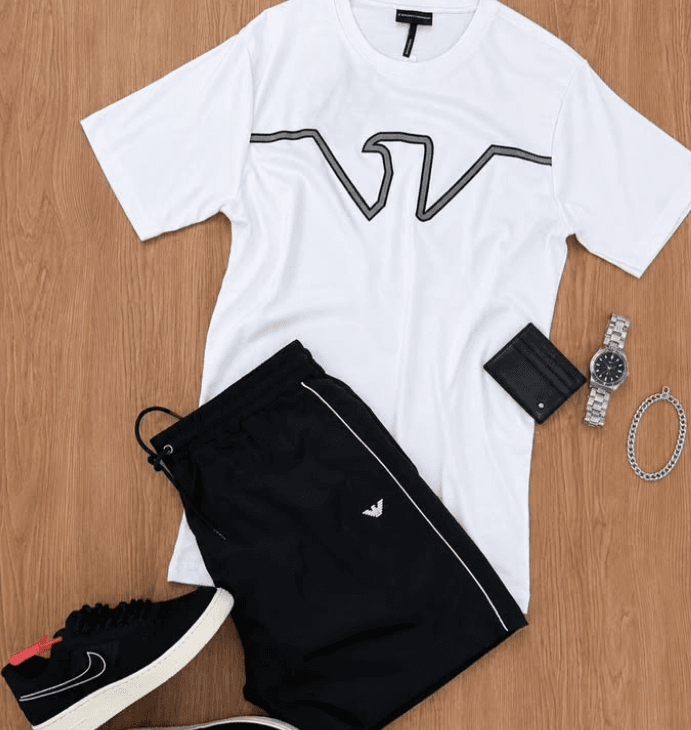 Look completo disponível no site. Link na bio.